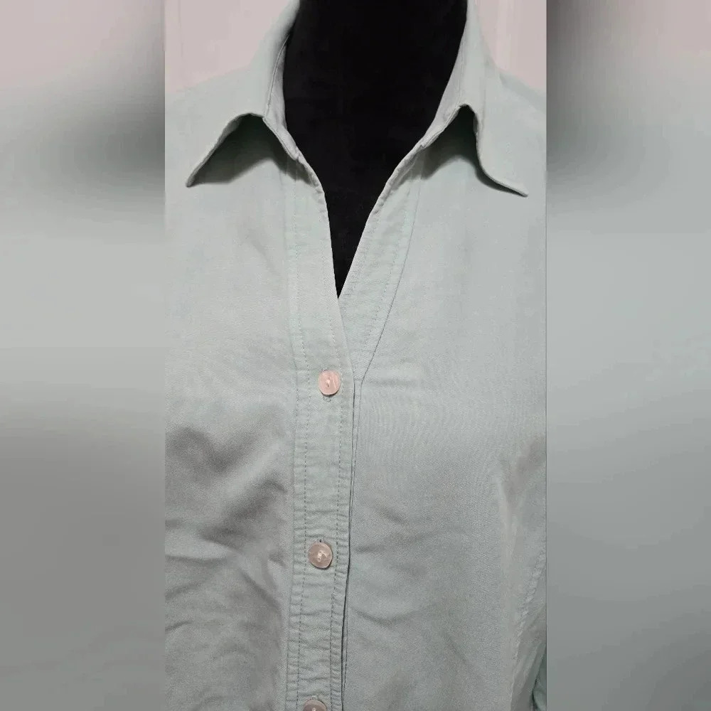 First Issue Green Button Down Top - Picture 2 of 5